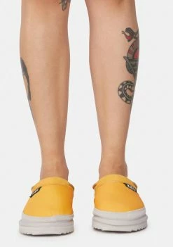 Kappa Flats Yellow & White 222 Banda Mules