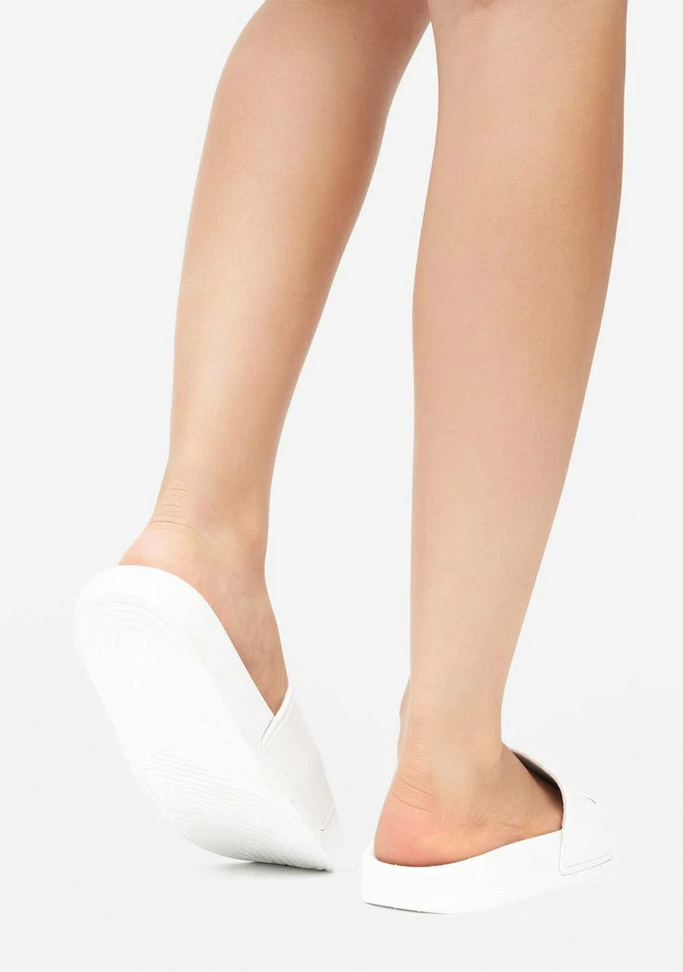 Discount βοΈ Kappa White Authentic Adam 4 Slides π©΄ Sandals π 6 Kappa White Authentic Adam 4 Slides Sandals